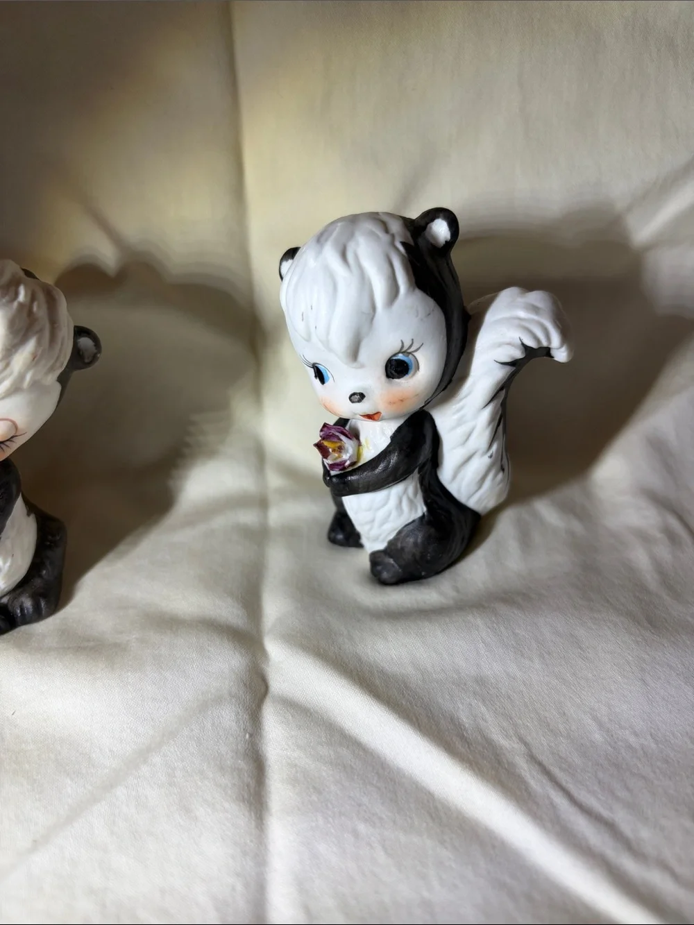 Anthropomorphic, skunk salt and pepper shakers vintage